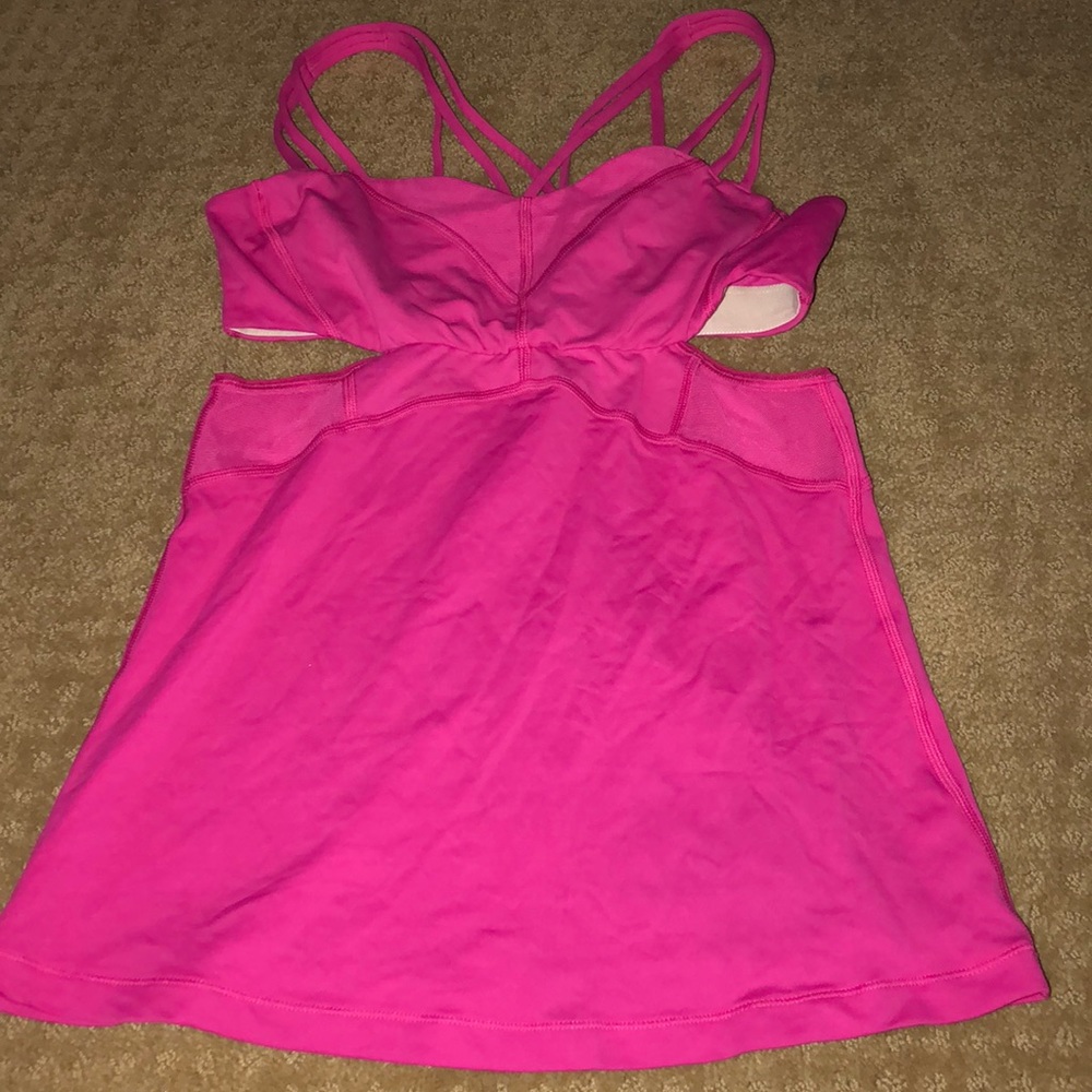 Lululemon size 4 Pink cut out tank